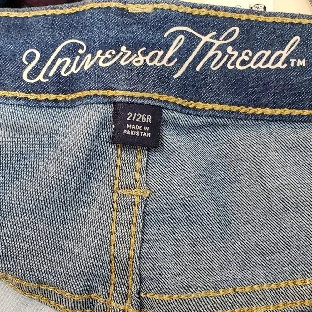 Universal Threads High Rise Skinny 26 Waist Regular